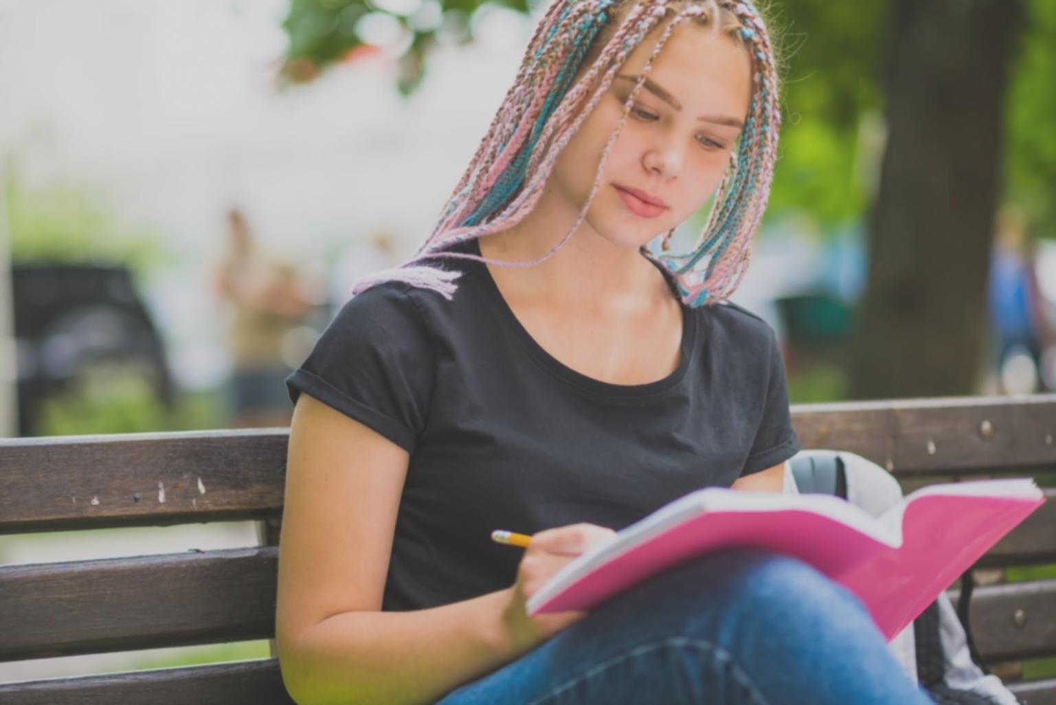 Financial market analysis and trading strategy development